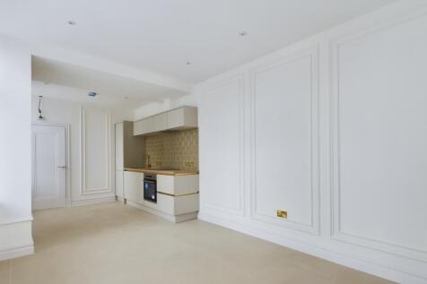 Kitchen / Living
