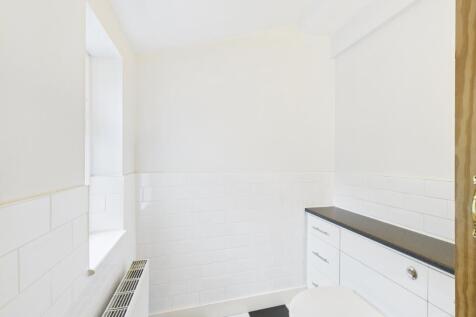 Downstairs wc