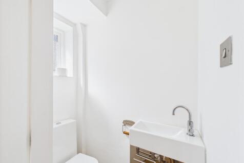 Downstairs wc