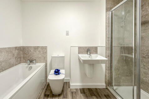Family bathroom