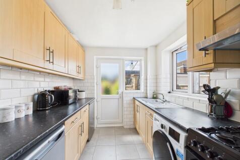 Kitchen .
