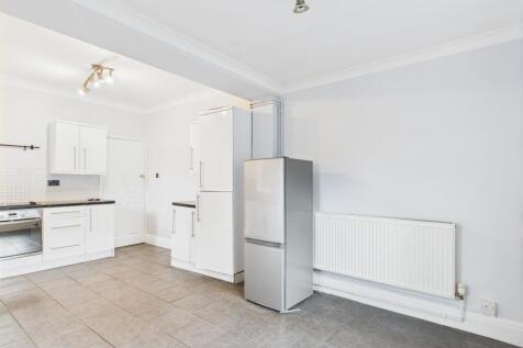 Kitchen dining