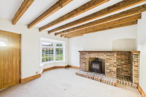 CAM05672G0-PR0082-STILL001