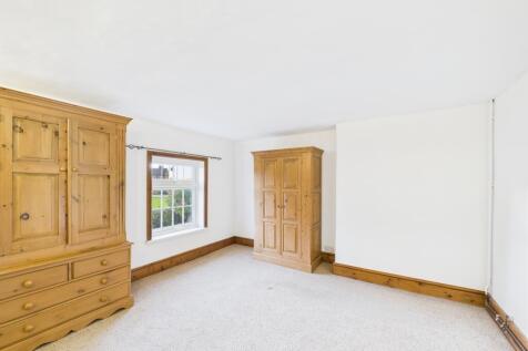 CAM05672G0-PR0082-STILL010