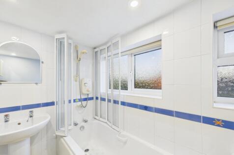 CAM05672G0-PR0082-STILL013