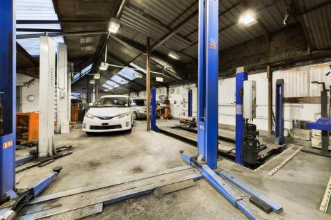 3 - 5 Hinton Road, Greenbank, Bristol BS5 6HA |Fre