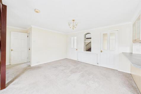 Orchard Hill, Cuttsheath Road, Milbury Heath, Sout