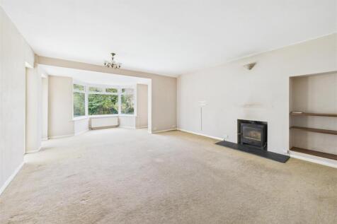 Orchard Hill, Cuttsheath Road, Milbury Heath, Sout