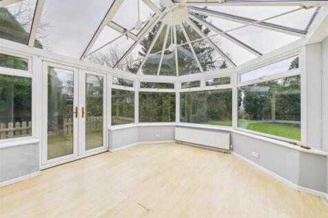 Orchard Hill, Cuttsheath Road, Milbury Heath, Sout