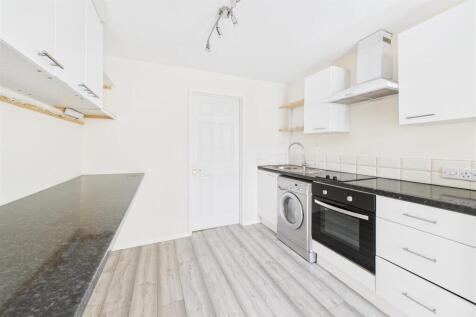 Orchard Hill, Cuttsheath Road, Milbury Heath, Sout