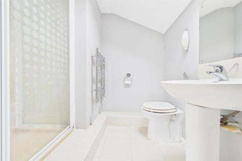 Orchard Hill, Cuttsheath Road, Milbury Heath, Sout