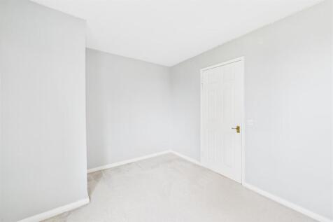 Orchard Hill, Cuttsheath Road, Milbury Heath, Sout
