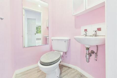 Orchard Hill, Cuttsheath Road, Milbury Heath, Sout