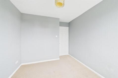 Orchard Hill, Cuttsheath Road, Milbury Heath, Sout