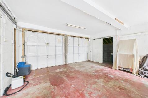 Orchard Hill, Cuttsheath Road, Milbury Heath, Sout