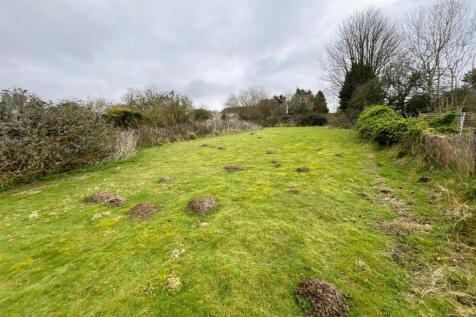 Orchard Hill, Cuttsheath Road, Milbury Heath, Sout