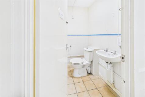 Wellsway House, 9, Wellsway Keynsham, B A N E S, B