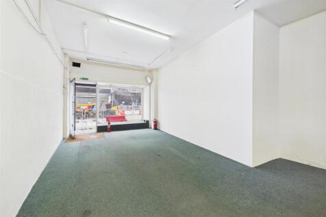 15 Eastover, Bridgwater, Somerset TA6 5AG | Freeho