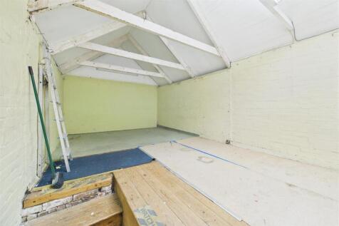 15 Eastover, Bridgwater, Somerset TA6 5AG | Freeho