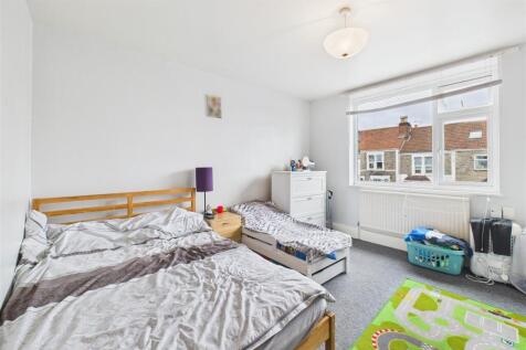 423 Whitehall Road, Whitehall, Bristol BS5 7BP | F