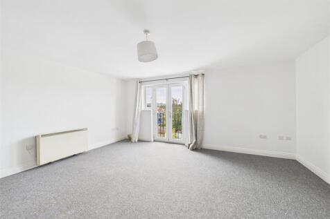 84 - 86 Stapleton Rd St Jude&#39;s, Bristol BS5 0PW | 