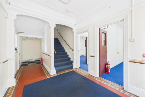 Wellsway House, 9, Wellsway Keynsham, Bath, BS31 1