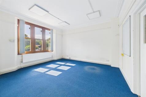 Wellsway House, 9, Wellsway Keynsham, Bath, BS31 1