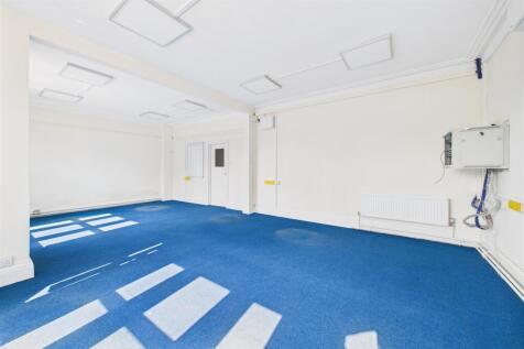 Wellsway House, 9, Wellsway Keynsham, Bath, BS31 1