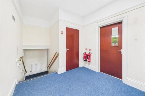 Wellsway House, 9, Wellsway Keynsham, Bath, BS31 1