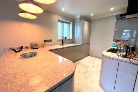 Open Kitchen