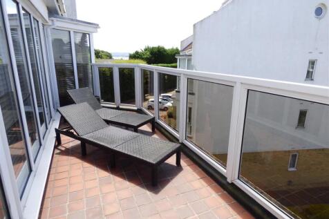 Balcony Loungers