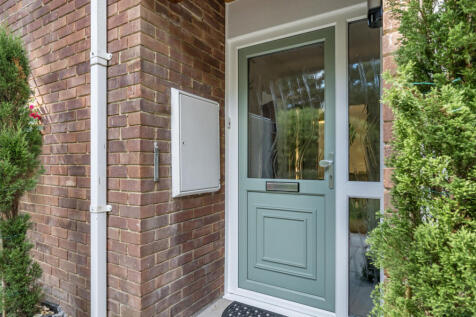 Private Entrance