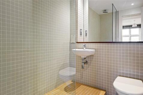 En Suite Bathroom