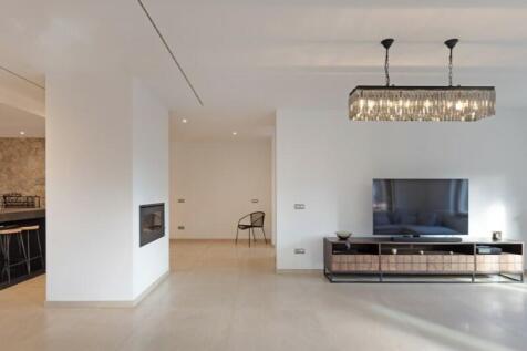 country-estate-pool-view-for-sale-Establiments-Living-Blue-Mallorca (2)
