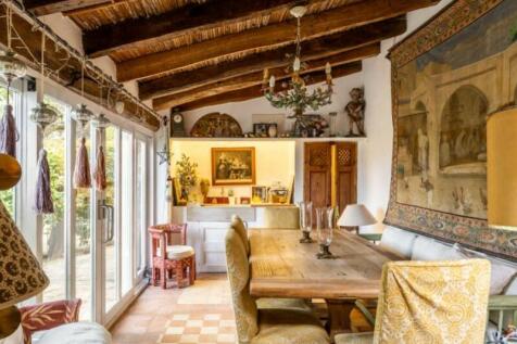 dining-room-Country-house-sea-views-for-sale-deia-living-blue-mallorca