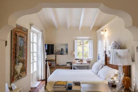 bedroom-Country-house-sea-views-for-sale-deia-living-blue-mallorca