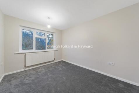 f3db8bc4-b4e4-4cd6-8