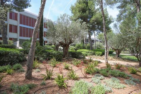 Property Image 5