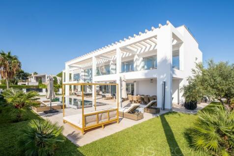 VILLA FOR SALE IN PUERTO PUERTO POLLENSA