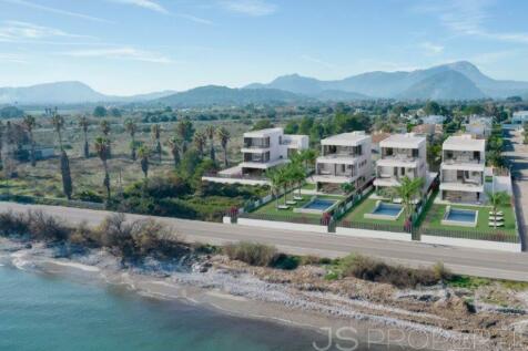 LUXURY PROJECT OF SEAFRONT VILLAS WITH UNOBSTRUCTED VIEWS OF THE SEA IN PUERTO POLLENSA