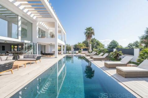 VILLA FOR SALE IN PUERTO PUERTO POLLENSA