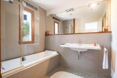 A fantastic villa with sea views in one of the best areas of Puerto Pollensa