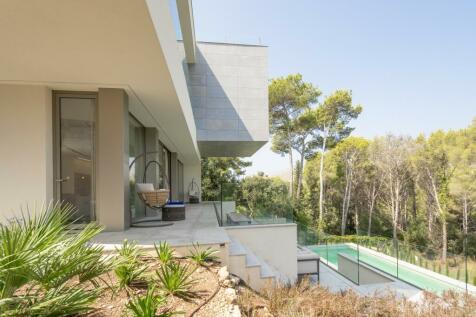 Huge modern design villa in quiet residential area of ??Port de Pollenca