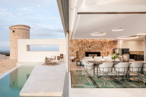 SPECTACULAR HIGH TECH MODERN VILLA WITH INCREDIBLE VIEWS FOR SALE IN COSTITX