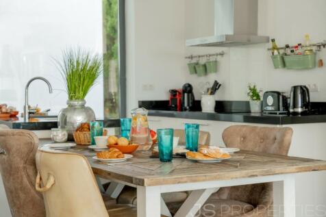 Fantastic house with perfect sea views and rental license in Alcanada