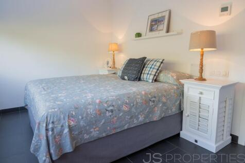Fantastic house with perfect sea views and rental license in Alcanada