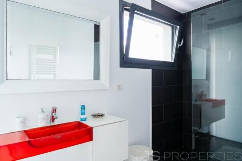 Fantastic house with perfect sea views and rental license in Alcanada