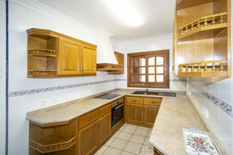 TRADITIONAL TOWNHOUSE FOR SALE IN THE HEART OF COSTITX