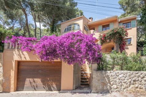COZY VILLA FOR SALE IN COSTA DE LA CALMA