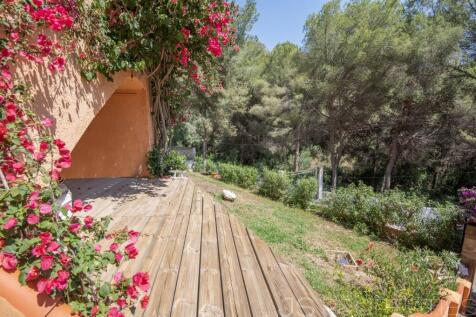 COZY VILLA FOR SALE IN COSTA DE LA CALMA